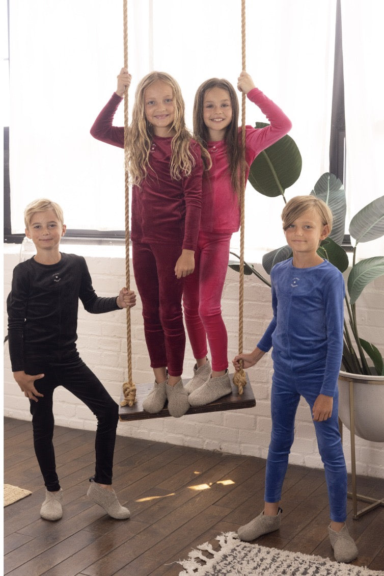 2025 NEW arrivals Noggi cozy velour Noggi sweet dreams PJS 3m-12m footie 18m -18yrs 2pc pjs