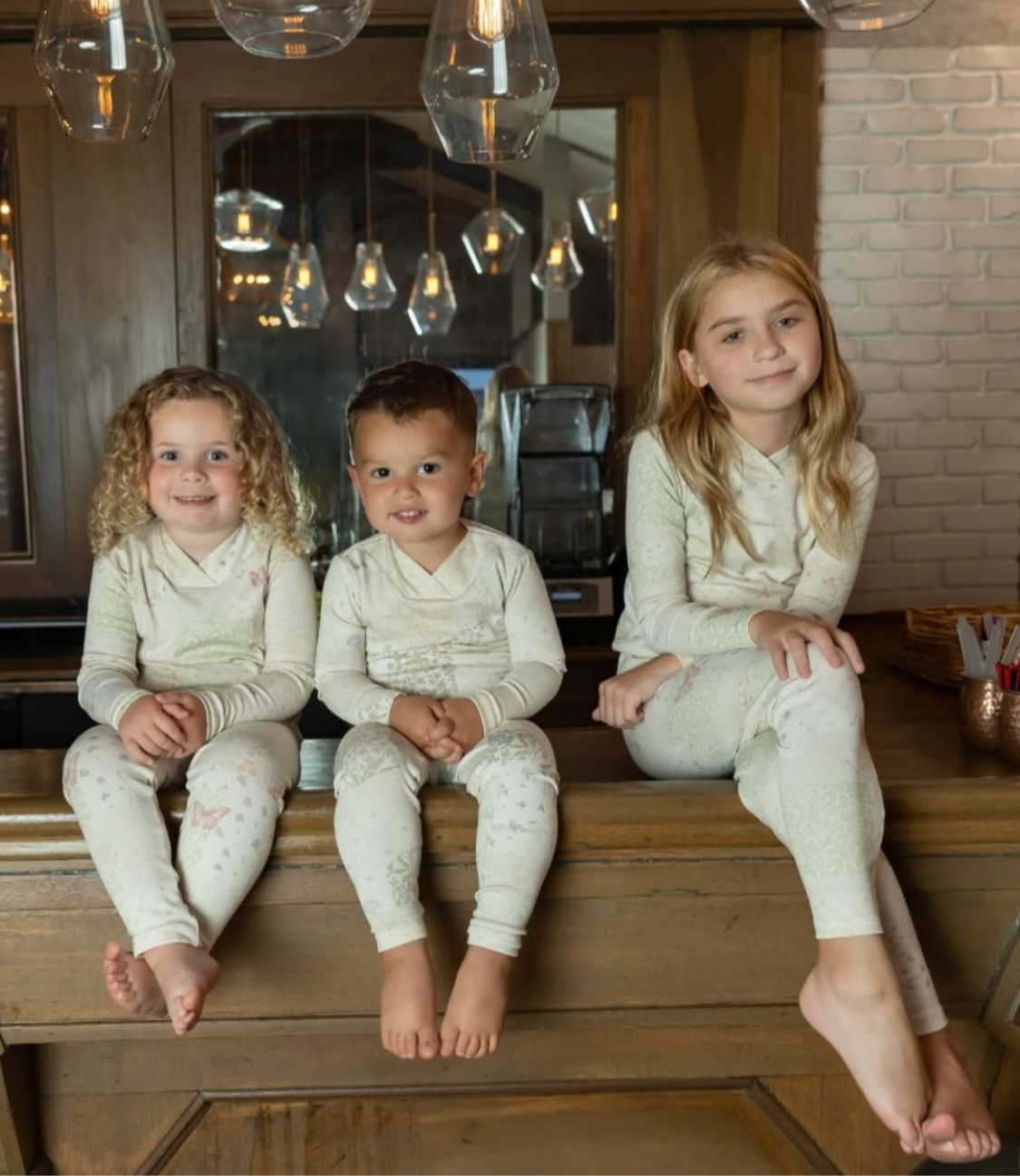 2025 NEW arrivals adorable BEE & DEE boys & girls *soft cotton 3m-8yrs