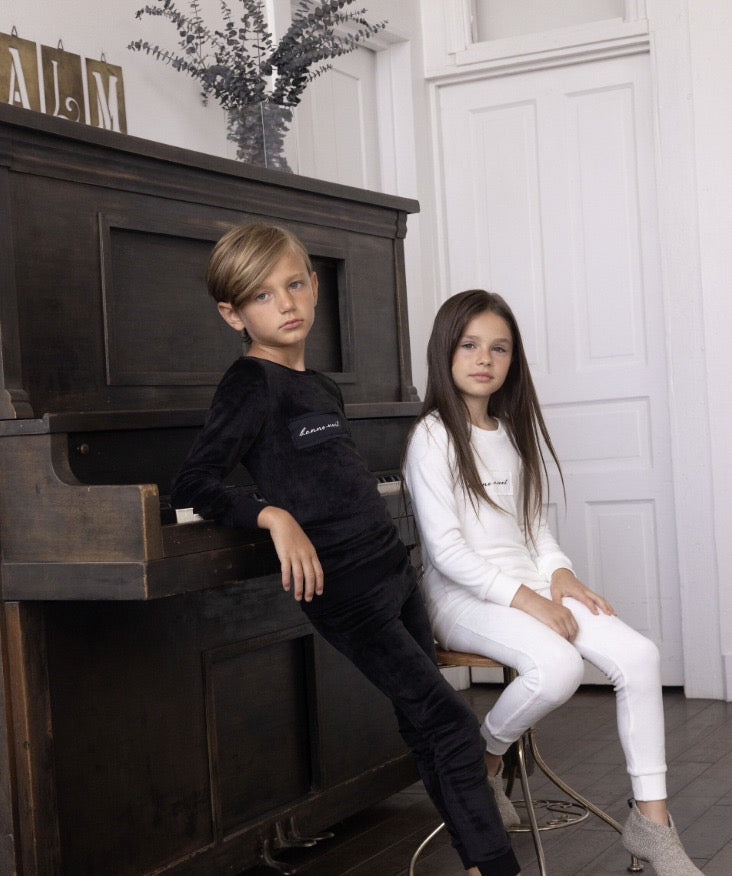 2025 NEW arrivals Noggi cozy velour Noggi bonne nuit PJS 3m-12m footie 18m -18yrs 2pc pjs