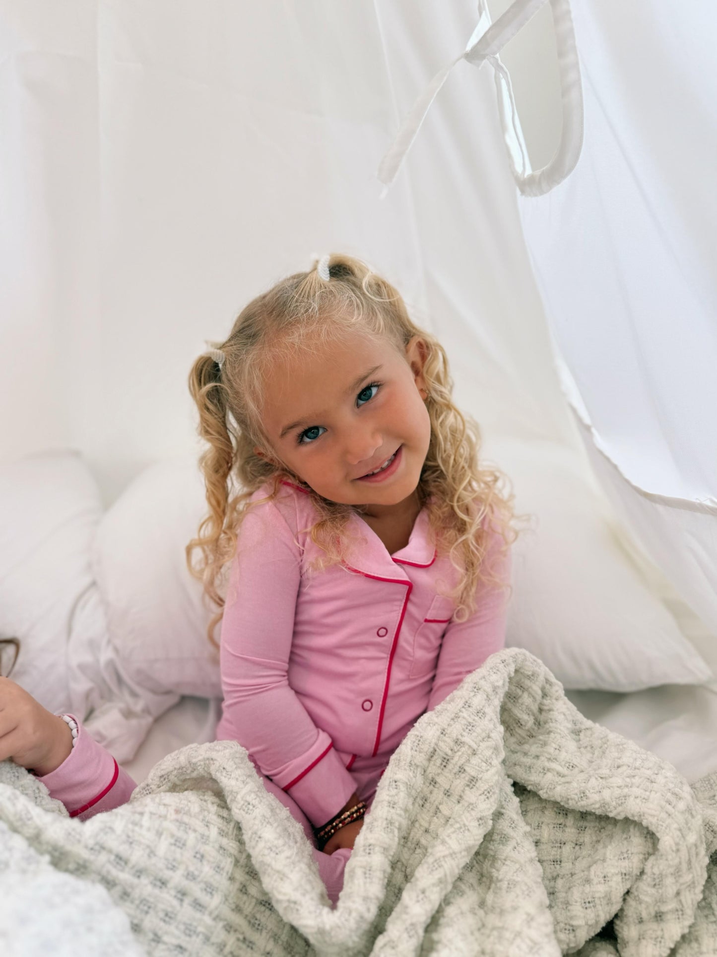 2025 new bamboo HUSH SLEEPWEAR pink with hot pink trim 3m 6m 9m footie