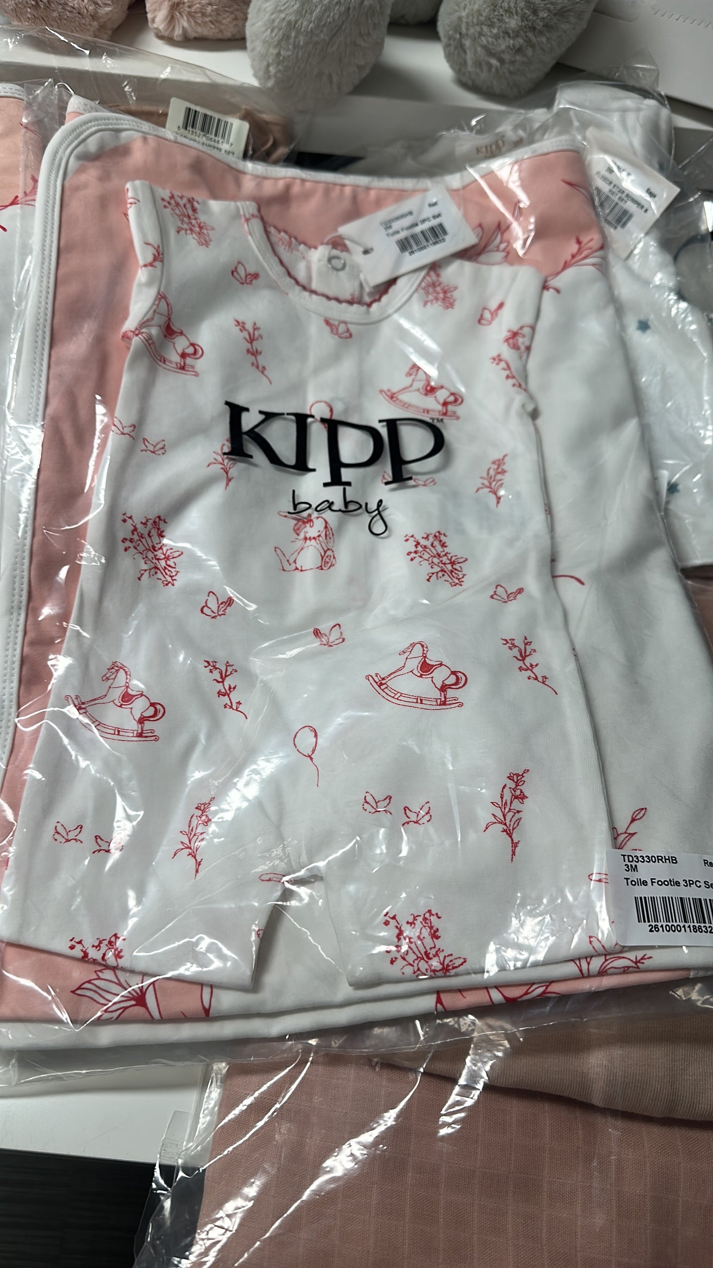 New Kipp baby 3pc layette set 3m size